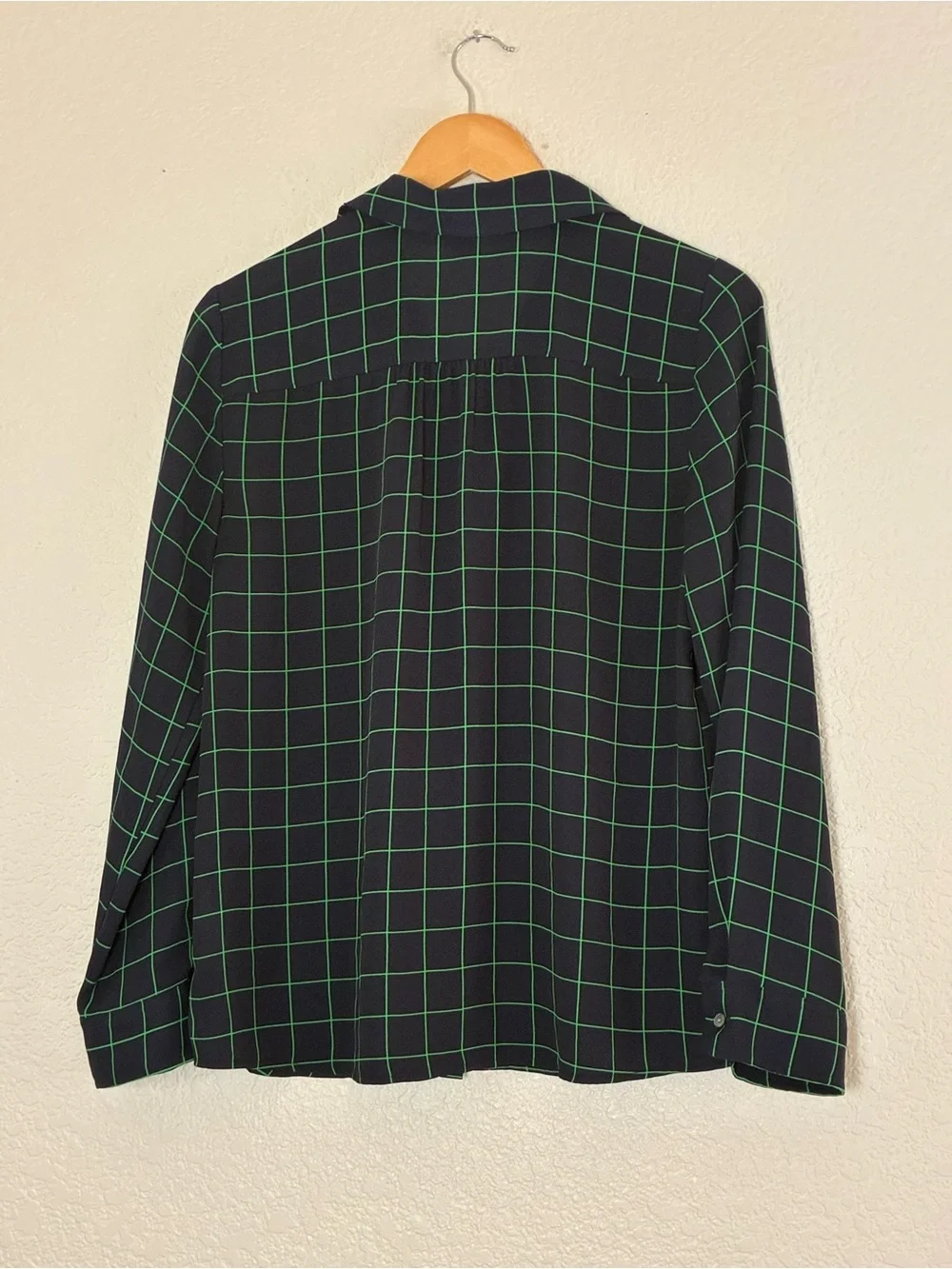 J. Crew | Navy and green airy lightweight long sleeve button front blouse small